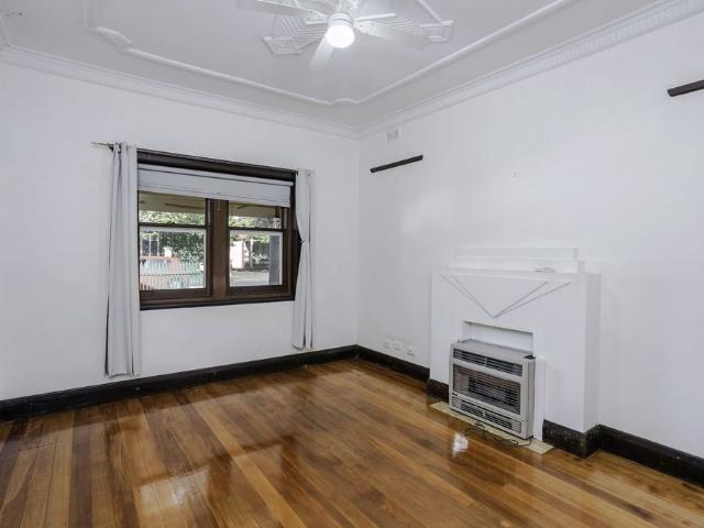 2A Bagot Avenue, Mile End