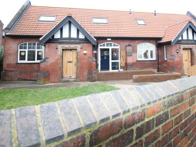 2a Broom Road 2 bed apartment to rent £795 pcm £183 pw