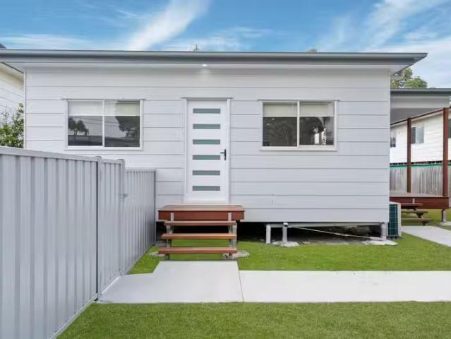 2A Franke Court, KINGSTON, QLD 4114 House for Rent