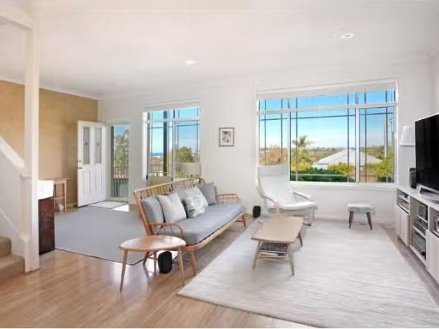 2A Jocelyn Street, North Curl Curl Townhouse for rent Listed.