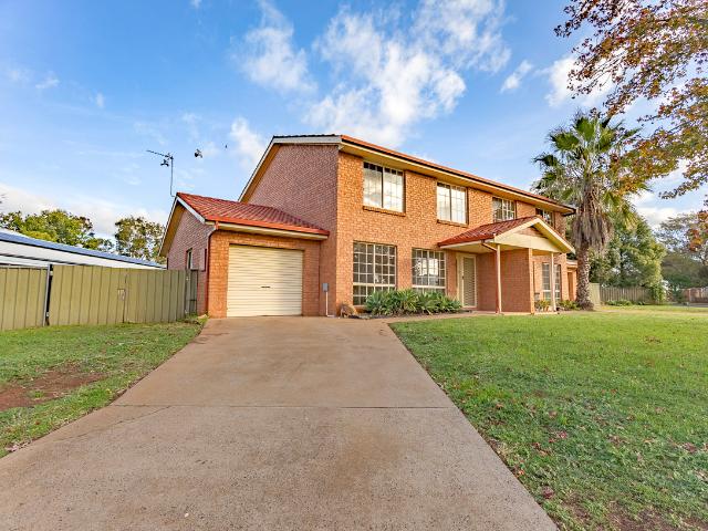 2a Light Place, Dubbo NSW 2830 Apartment For Rent | Domain