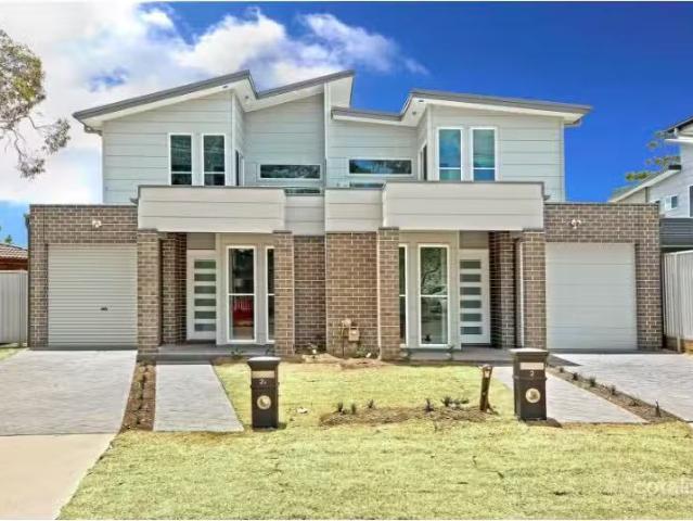 2A Manifold Road, Blackett Townhouse for rent Listed by Eesha.