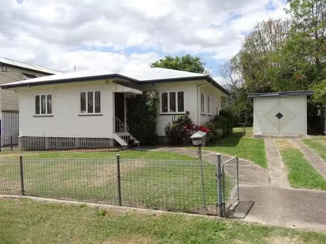 2A Newtown Street, East Ipswich, QLD 4305