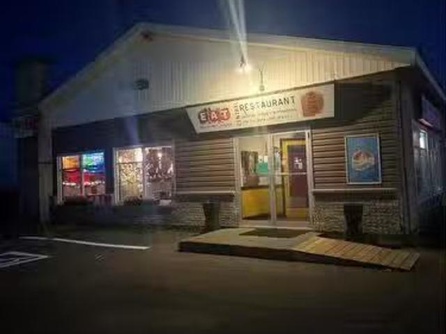 2A Pinsent Drive, Grand Falls/Windsor, NL, A2A 1C0 commercia.