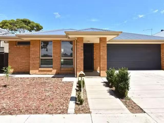 2A South Parade, SEATON, SA 5023 House for Rent