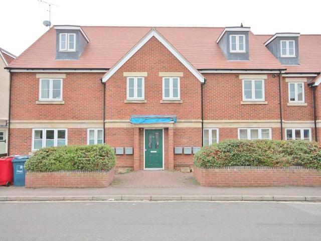2b Bateman Street, Headington. 1 bed apartment to rent £1,500 pcm £346 pw