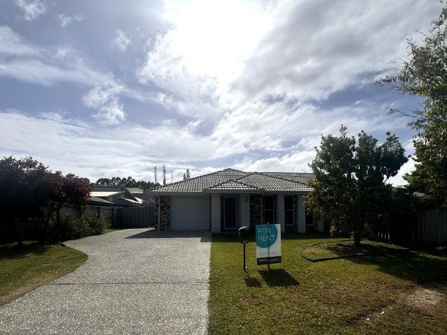 2b Sapphire Place, Pimpama
