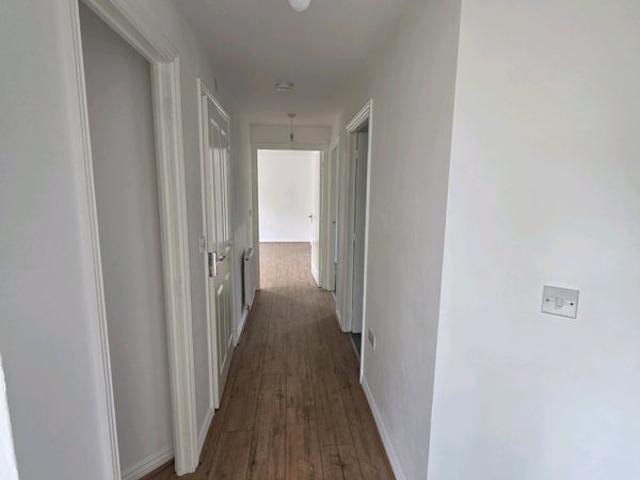2bed Ground floor Apartment with own entrance