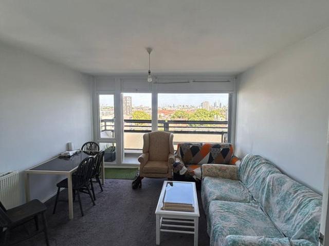 2bed property in E1