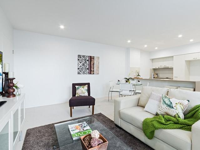 2bed 2 bath unit on the ground floor with two courtyards