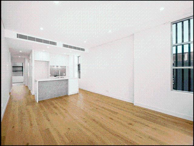 2Bed+Study next to Harris Farm