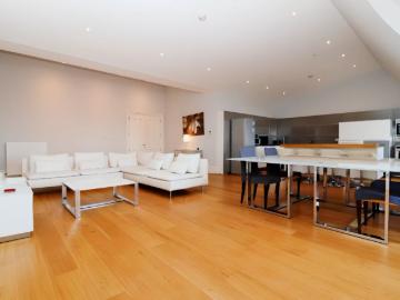 Glasgow, Glasgow and Clyde Valley - Fireplace