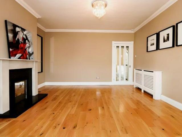 2Bedrooms, 1Bathrooms