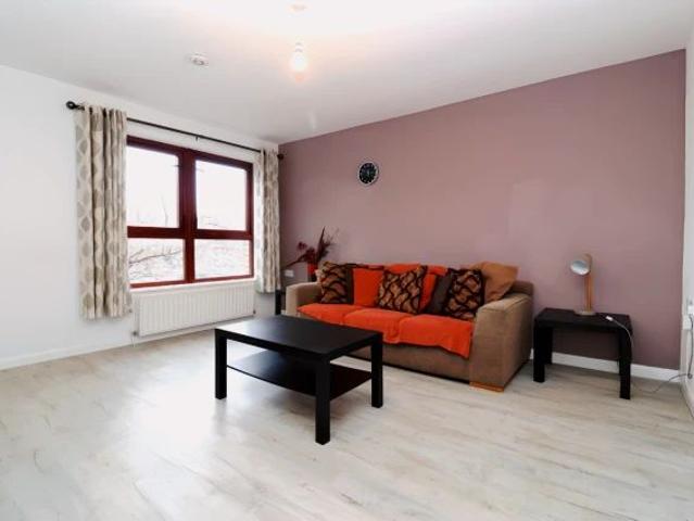 2Bedrooms, 1Bathrooms