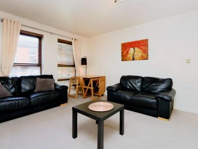 2Bedrooms, 1Bathrooms