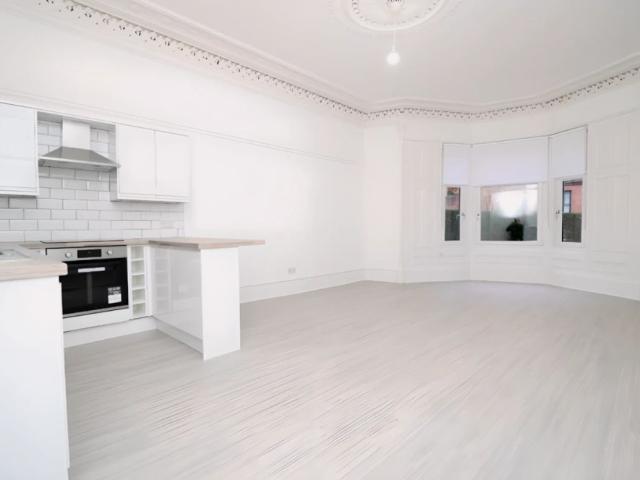 2Bedrooms, 1Bathrooms