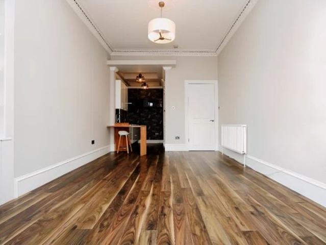 2Bedrooms, 1Bathrooms