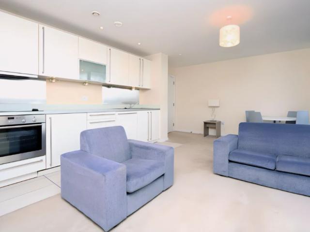 2Bedrooms, 2Bathrooms