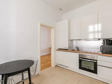 2BR | Alsergrund, nr Belvedere & Opera, Vienna Amsterdam Apartments for Rent
