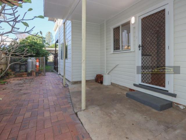 2br flat under residence in Kingscliff