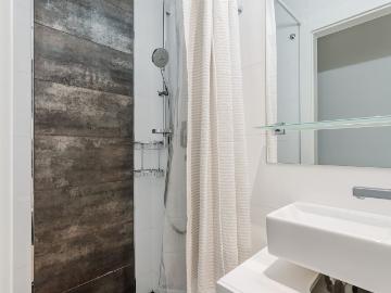 2BR | Leopoldstadt, elevator, nr transport, Vienna Amsterdam Apartments for Rent