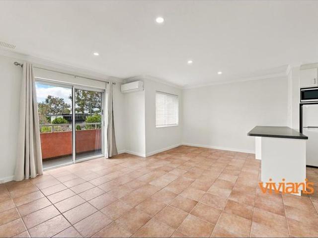 2BR Modern Apartment Freshly Painted!
