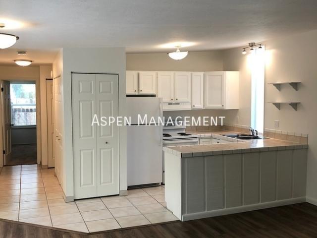 2BR+Office, 2BA home on the park in Niwot
