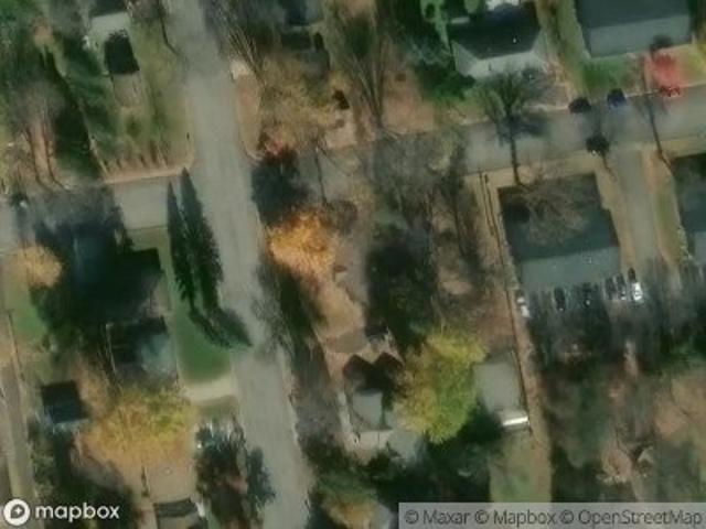 2nd Ave NE