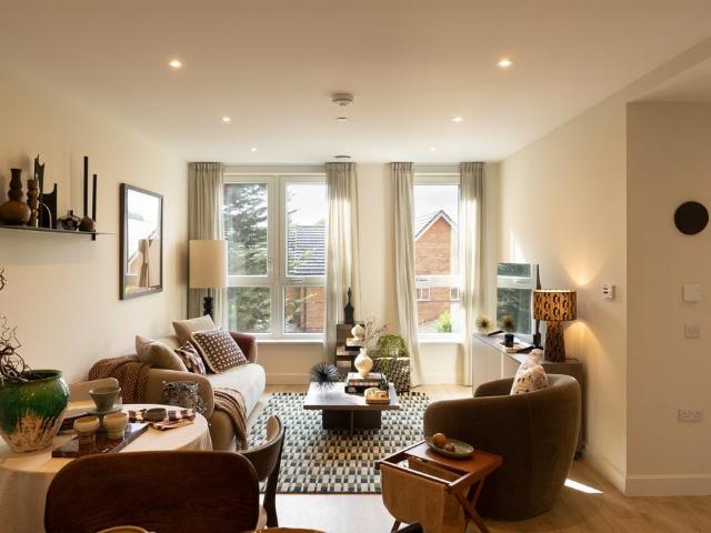 2nd Floor, 24 Southwark Bridge Road. Studio to rent £2,575 pcm £594 pw