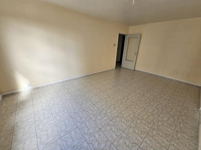 2p 47m2 hyper centre Sartrouville