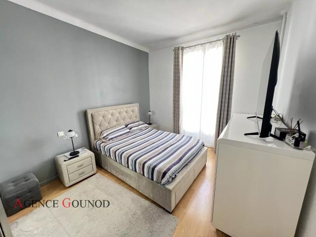 2P 60M² + Garage 60m² Nice