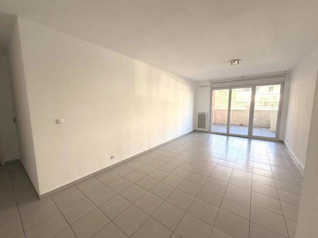 2P de 40.50m² +Terrasse 13.40m² + 1 Parking