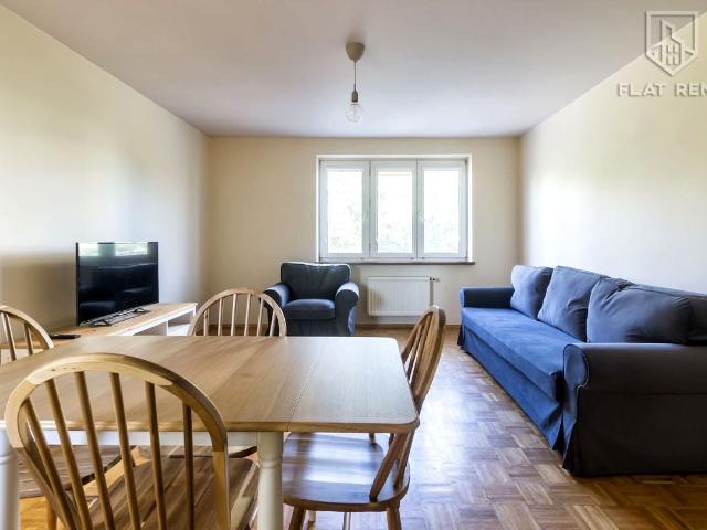 2p. Gocław, 50 m2, przeszklony balkon Warszawa, Gocławek