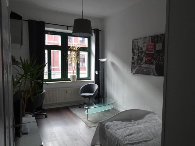 2room apartment with balcony in quiet location, Dresden Amsterdam Apartments for Rent