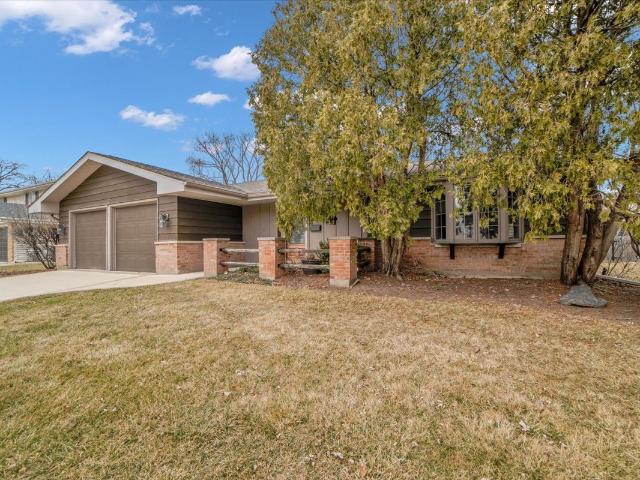 2S168 Mayfield Lane