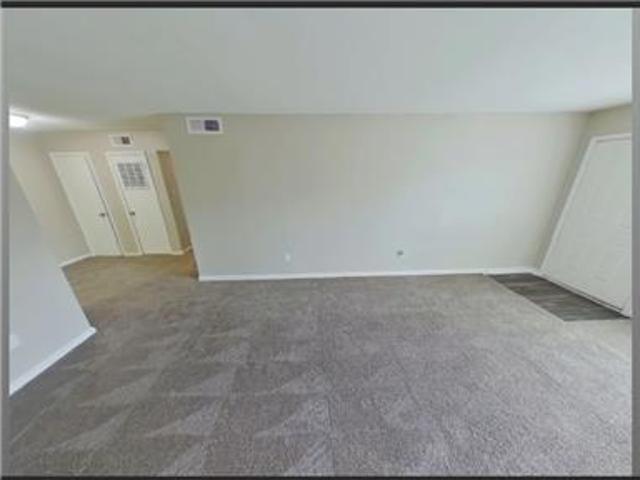 2x1.5 Apartment $877.00 A Month