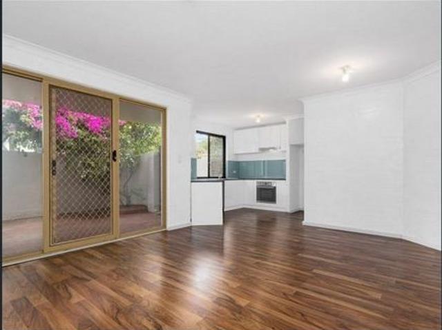 2x1 UNIT IN EAST VICTORIA PARK