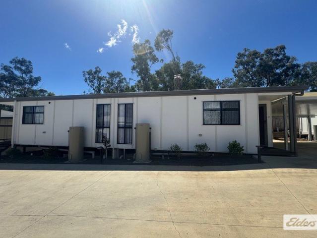 2x Modern Fully Furnished Units Utilities Included