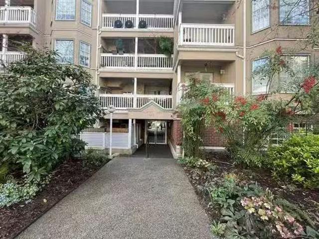 2Xx 828 Gilford Street, Vancouver, BC, V6G 2N6 lease for lea.
