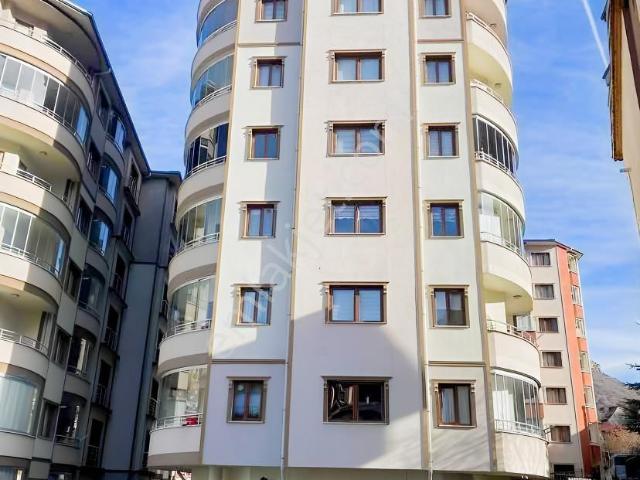 2y Duman Emlak'tan Karşıyaka Mahallesinde 3+1 Satılık Daire