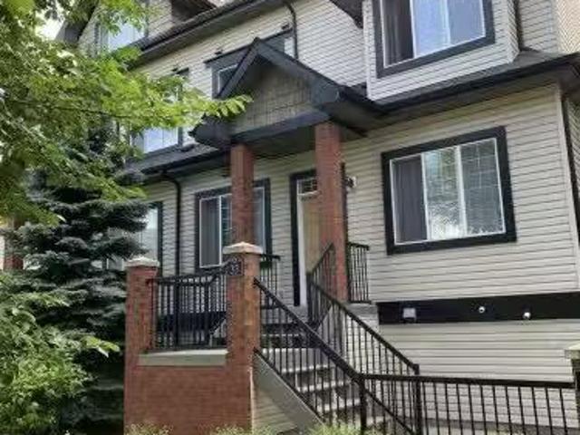 33 4821 Terwillegar Common, Edmonton, AB, T6R 0C5 townhouse.