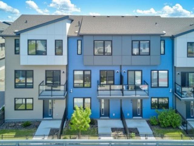 33 1191 Av Sw, Edmonton, AB, T6W 4Z8 townhouse for sale | Listing ID E4506 | Royal LePage