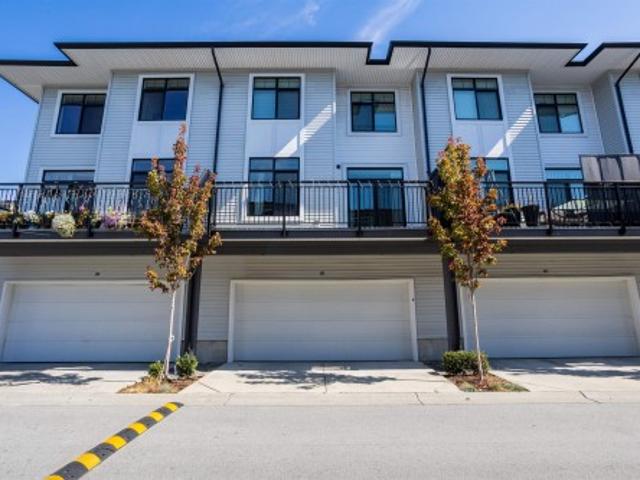 33 15 Sitka Drive, Surrey, BC, V3S 0A9 townhouse for sale | Listing ID R3162 | Royal LePage