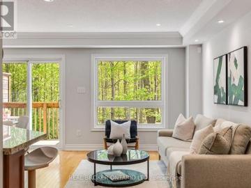 Townhouse for sale in Halton - Garden, Balcony