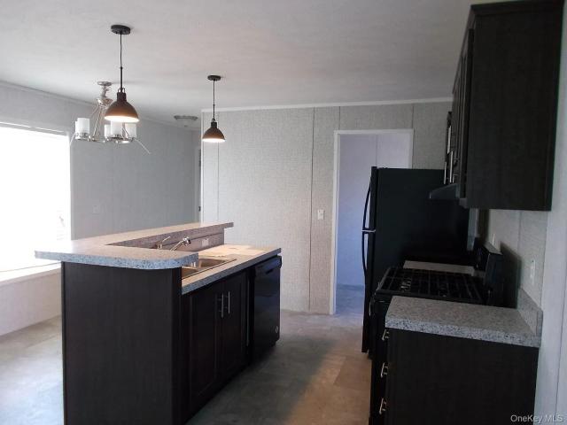 33 Tiger Lily Drive
