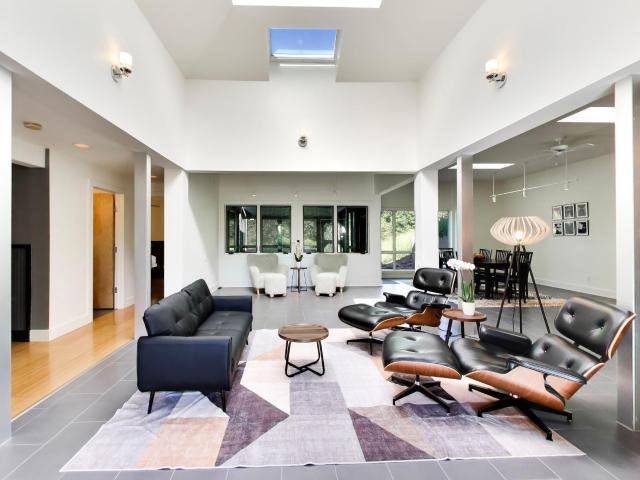 33 Tryon Farm Lane