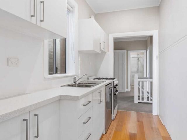 3/3 Wardell Road, Petersham