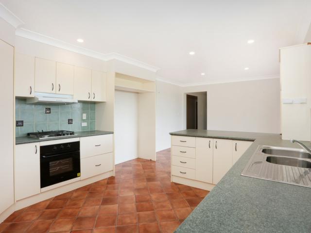 33 warrener street, nerang qld for rent lj hooker