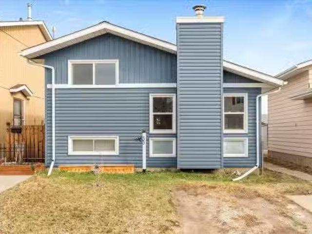 33 Wellington Crescent, Spruce Grove, AB, T7X 1K3 house for.