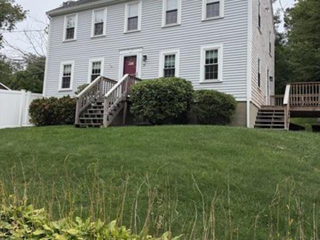 33 White Horse Rd, Plymouth, MA 02360